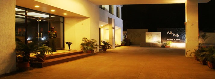 1331/The Manor Hotel - Aurangabad 02.jpg
